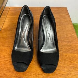 Andrew Geller black suede and snake print peep toe heels